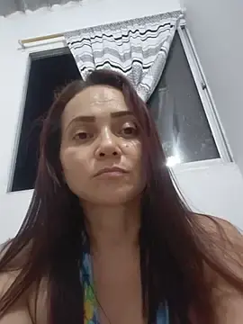 Amanda39  live sex cam
