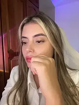 Miss_valeriaa  live sex cam