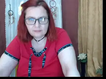 PlayfullMature  live sex cam