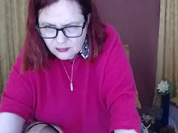 PlayfullMature  live sex cam