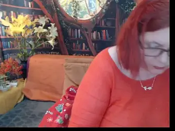 PlayfullMature  live sex cam