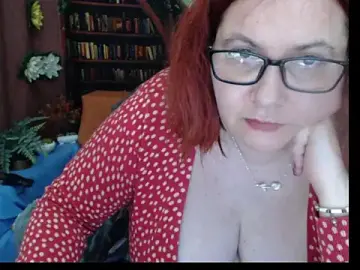 PlayfullMature  live sex cam