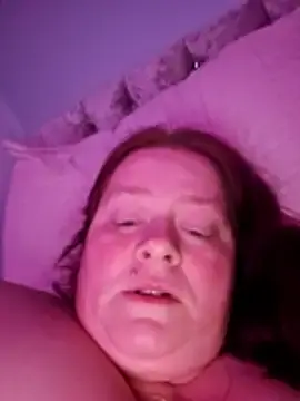 Stripmummydaddy19  live sex cam