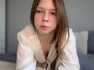 Karalinhks  live sex cam