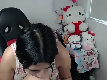 Kayla_k18  live sex cam