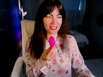 EmmmaLuxe  live sex cam