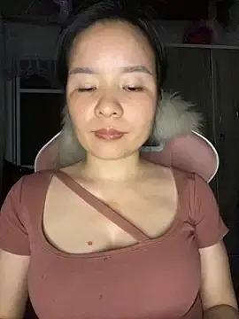 Ivy_Trix2  live sex cam