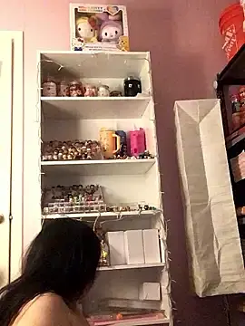 Chrissybaby311  live sex cam