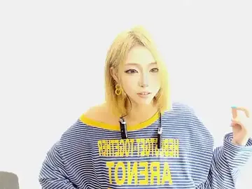 Hotgirl0111  live sex cam