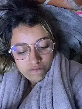 Liahot69  live sex cam