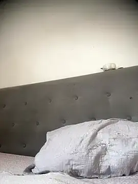 Baby_re  live sex cam