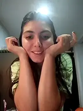 Bellagh1  live sex cam
