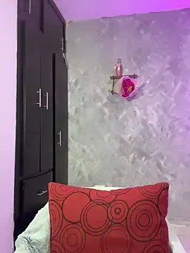 Bellagh1  live sex cam