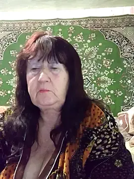 CrystalLime6411  live sex cam