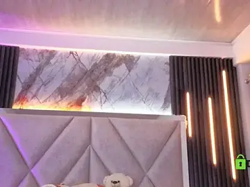 Happy_tits  live sex cam