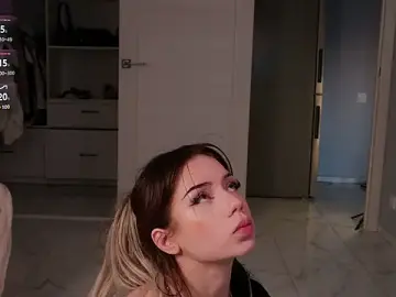 KellyBarton  live sex cam