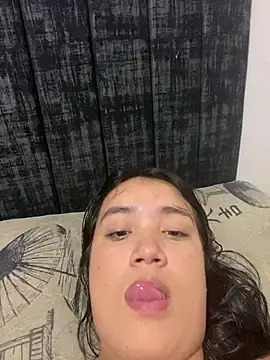SlurredWhole  live sex cam