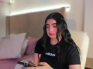 Sweety_Nicole_  live sex cam
