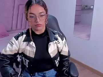 Tokyo_Royal_  live sex cam