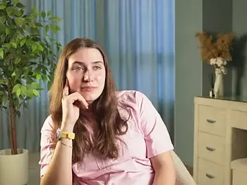 WeiReece  live sex cam