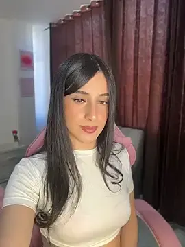 Itsmadely  live sex cam
