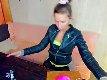 Elizabe_th  live sex cam
