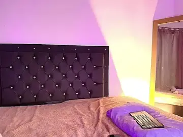 Hazel_Royce  live sex cam