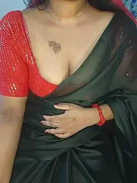 Malluivaniya  live sex cam
