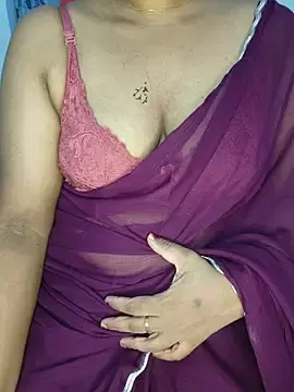 Malluivaniya  live sex cam