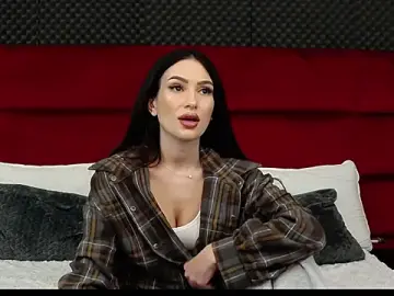 MinnieMe  live sex cam