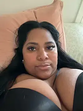 Yiseth15  live sex cam