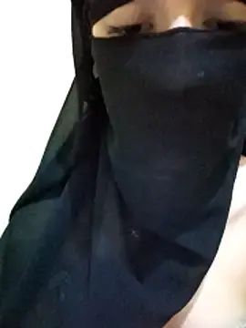 Boubou_dalo3a  live sex cam