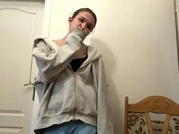 Woolmoony  live sex cam