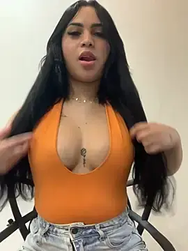 Evaloratoo  live sex cam