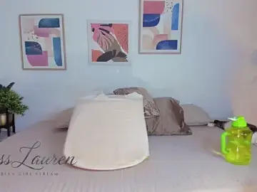 Misslaurenn  live sex cam