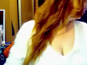 Redheadgreeneyed82  live sex cam