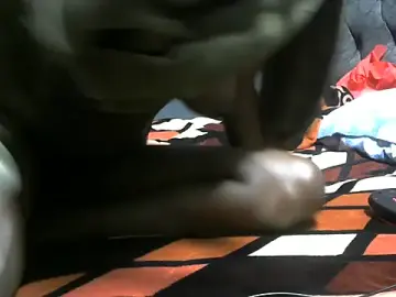 Black_queen6  live sex cam