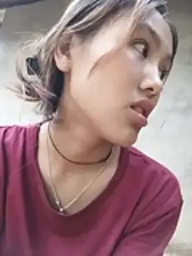 Hoa_mai  live sex cam