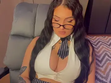 Mygoddesshecate  live sex cam