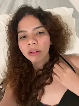 Wandynha67  live sex cam