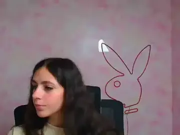 KissMeJulia  live sex cam
