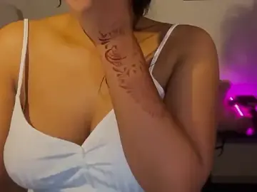 Sofiya_babu  live sex cam