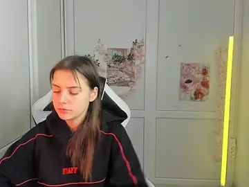 SoftBloomMira  live sex cam
