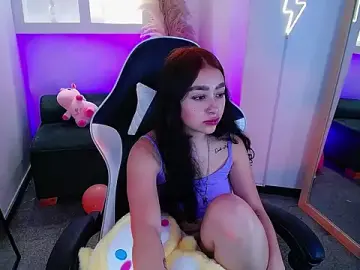 Vallolett  live sex cam