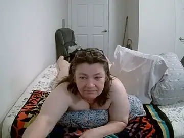 Buggy1965  live sex cam