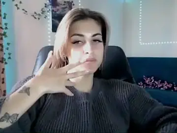 Rossy_D  live sex cam