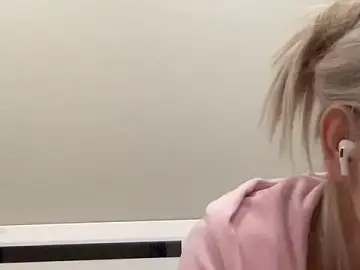 Vengaa  live sex cam