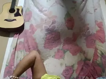 Morena_asiangirl  live sex cam