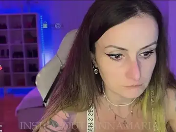 AnnaMaria-  live sex cam