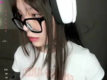 Dark_Ester  live sex cam